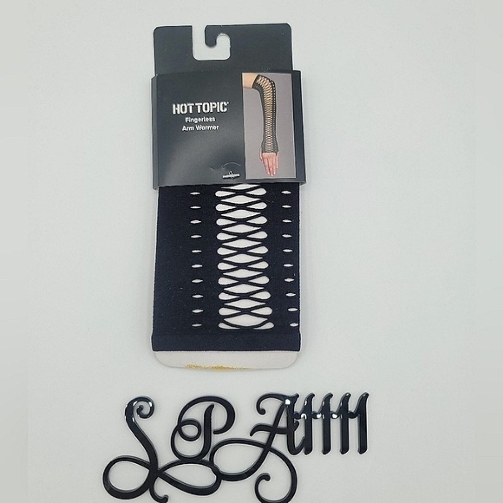 Hot Topic Fingerless Arm Warmers Set NEW #633